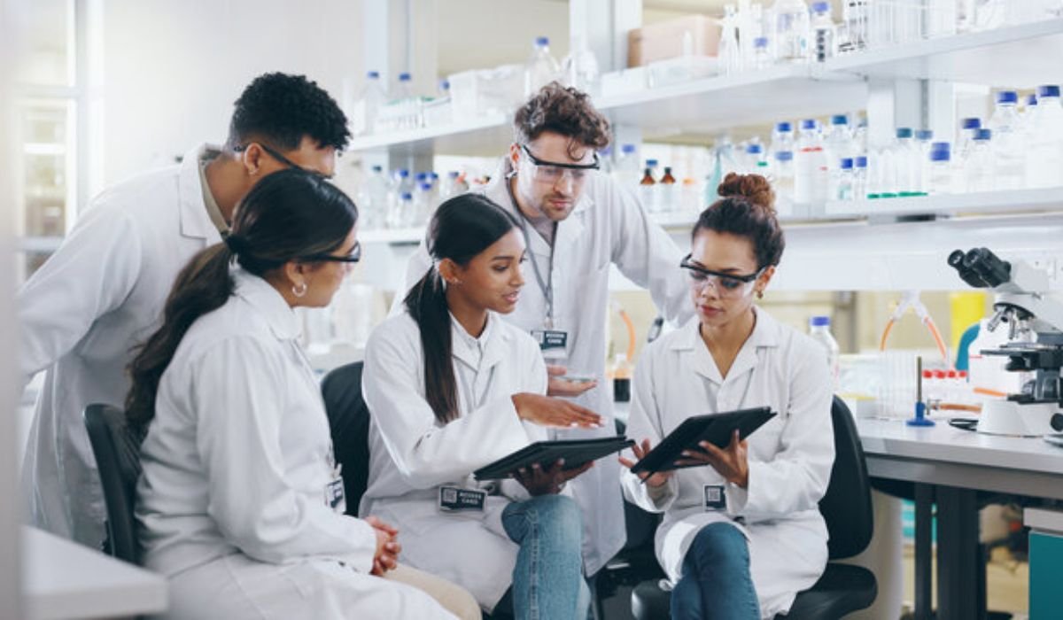 cool-science-group-names