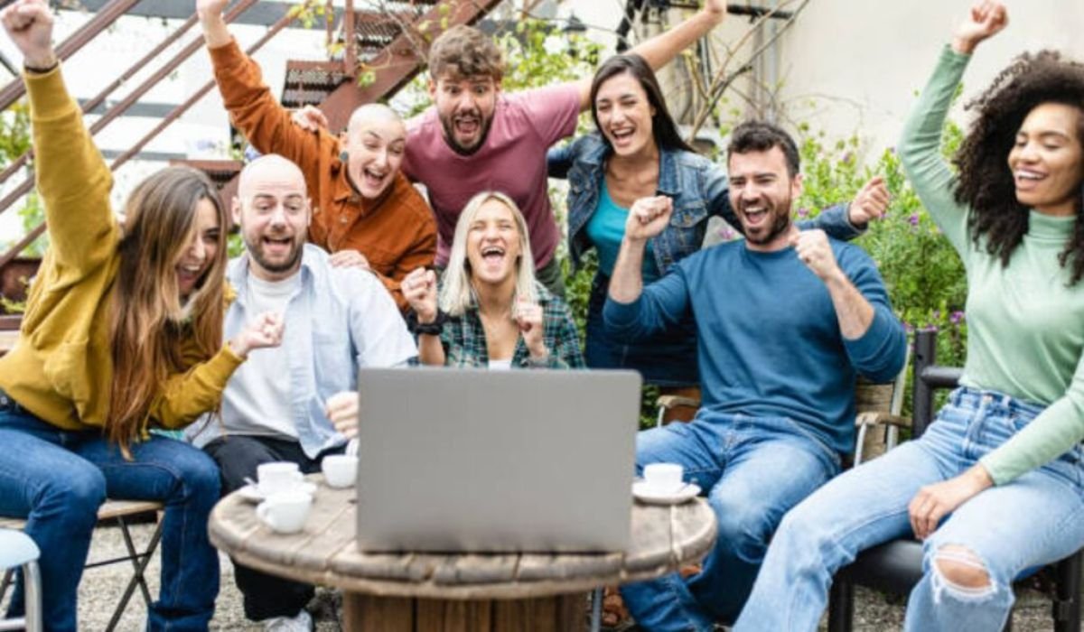 funny-group-names-for-8-people