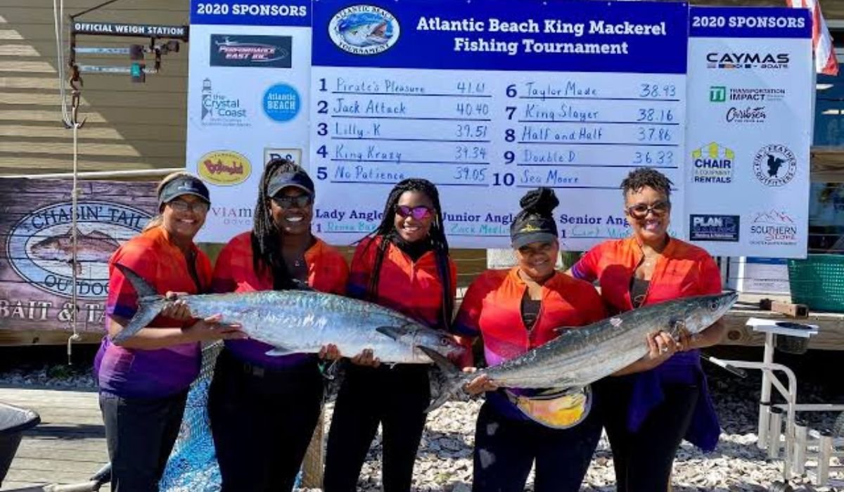 women-fishing-team-name